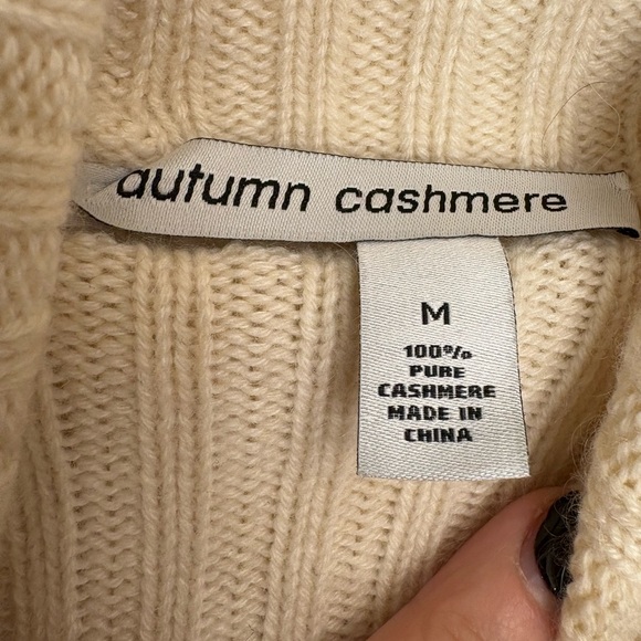 Autumn Cashmere Ivory Cable Knit Turtleneck Sweater 100% Cashmere M - Picture 4 of 6